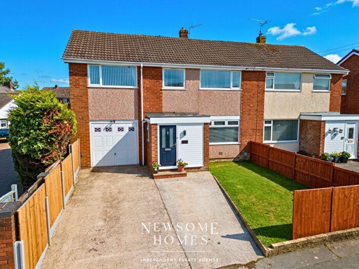 4 Bedroom Semi-Detached House For Sale In Well Street, Buckley, CH7