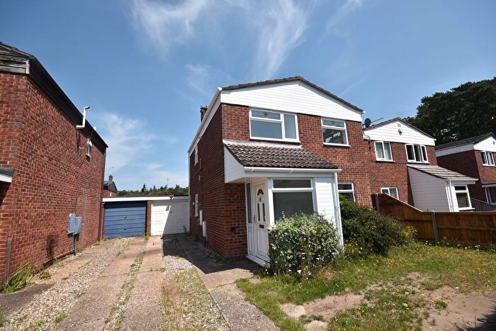 4 Bedroom Detached House For Sale In Birch Court, Sprowston, Norwich, NR7
