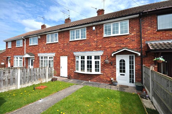 3 Bedroom Terraced House For Sale In Peel Hill Road, Thorne, Doncaster, DN8