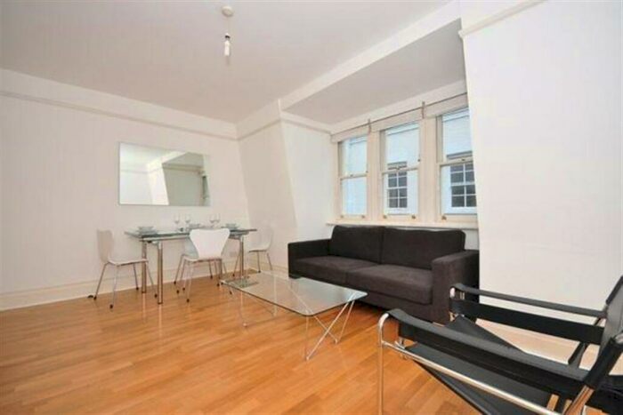 1 Bedroom Apartment To Rent In Printers Inn Court, Cursitor Street, Chancery Lane, London, EC4A