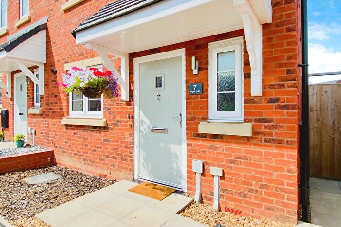 3 Bedroom End Of Terrace House For Sale In Sigrist Road, Desford, LE9
