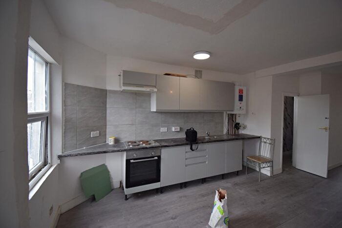 2 Bedroom Flat To Rent In London, E7