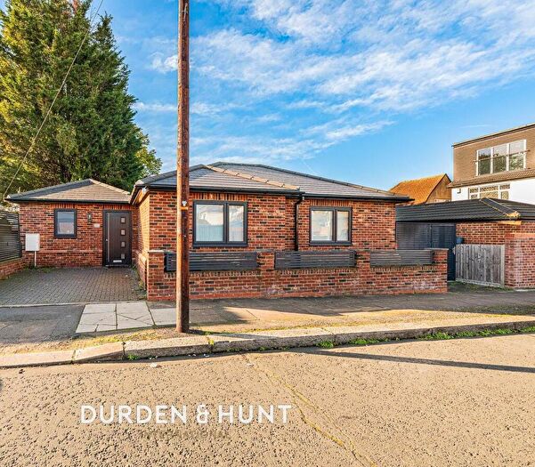 2 Bedroom Semi-Detached Bungalow For Sale In Brinkworth Road, Clayhall, IG5