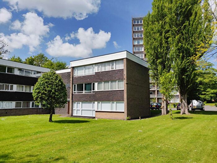 2 Bedroom Apartment To Rent In Pershore Road, Birmingham, West Midlands, B5