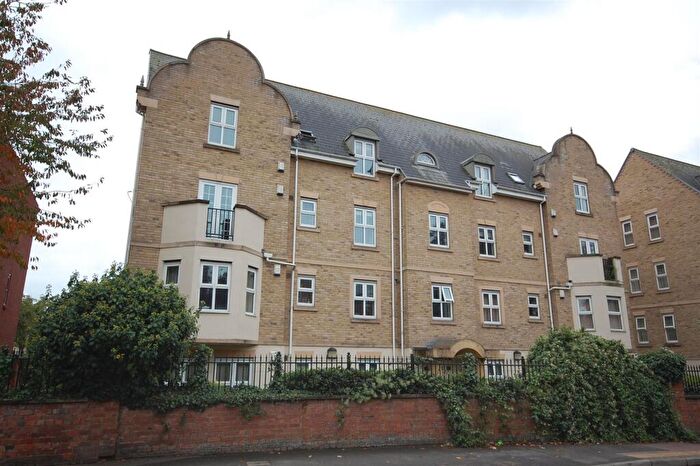 2 Bedroom Flat To Rent In Victoria House, Billing Road, Northampton, NN1