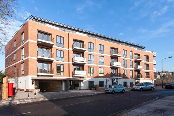 2 Bedroom Apartment To Rent In - Mill Lane West Hampstead, NW6
