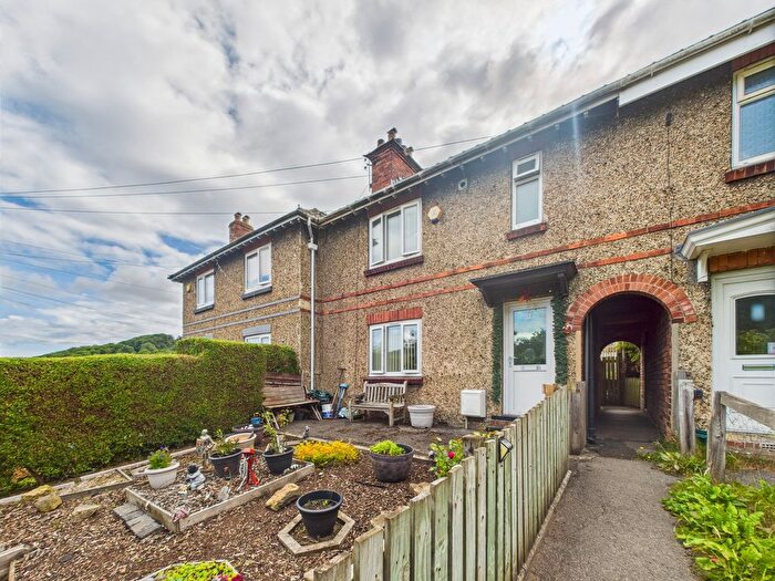 3 Bedroom Terraced House For Sale In Hinderwell Road, Scarborough, YO12