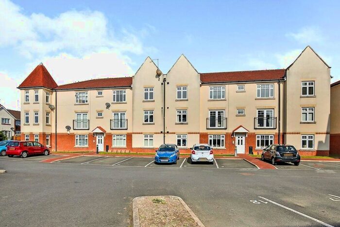 2 Bedroom Flat To Rent In Florian Mews, Sunderland, Tyne And Wear, SR4