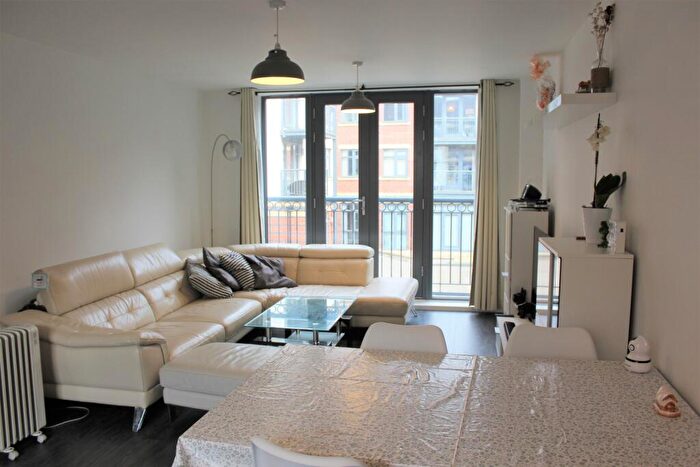 2 Bedroom Flat To Rent In , Metalworks Apartments, Warstone Lane, Birmingham, West Midlands, B18