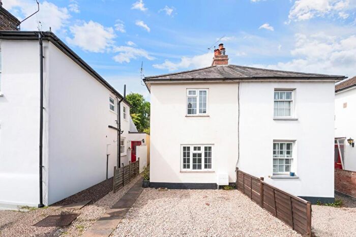 2 Bedroom Semi Detached House For Sale In Pikes Hill, Epsom, KT17