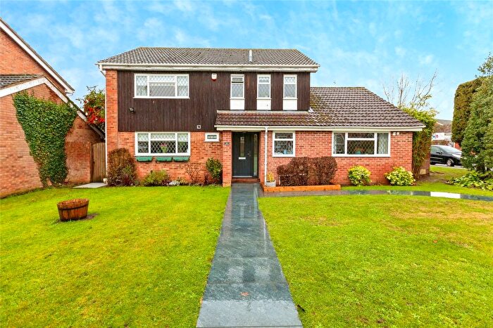 4 Bedroom Detached House For Sale In Cranbrook Drive, Maidenhead, Berkshire, SL6