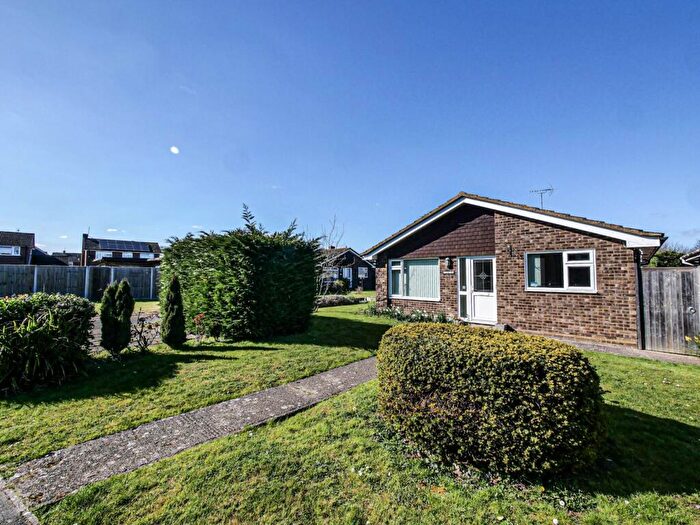2 Bedroom Detached House For Sale In Vine Walk, Capel St Mary, IP9