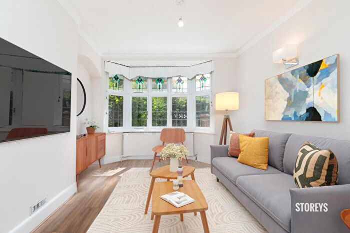 4 Bedroom House To Rent In Springfield, Upper Clapton, Hackney, E5