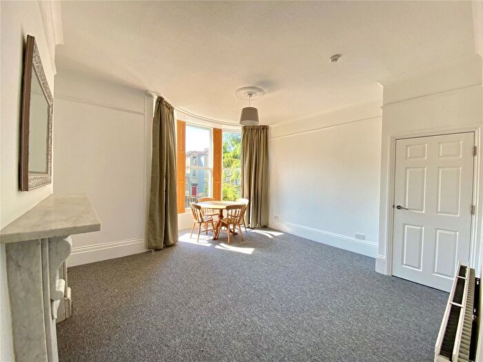 1 Bedroom Flat To Rent In Cotham Grove, Bristol, BS6
