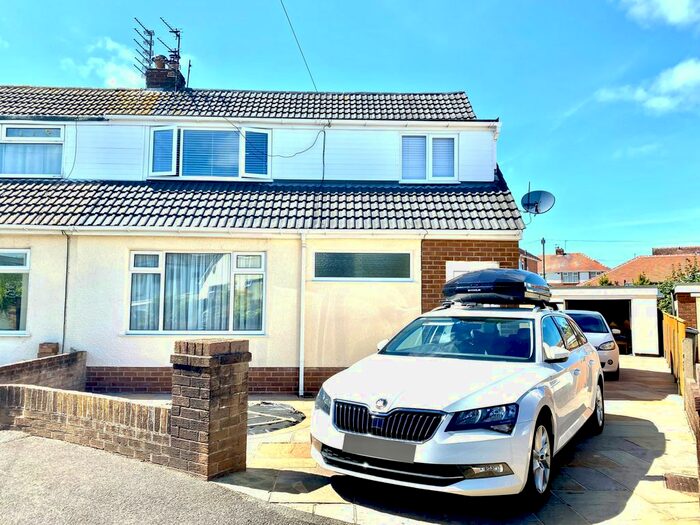 4 Bedroom Semi-Detached House To Rent In Ramshill Avenue, Poulton-Le-Fylde, Lancashire, FY6