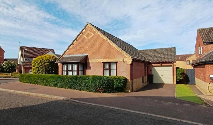 3 Bedroom Bungalow To Rent In Wren Close, Thurston, Bury St. Edmunds, Suffolk, IP31