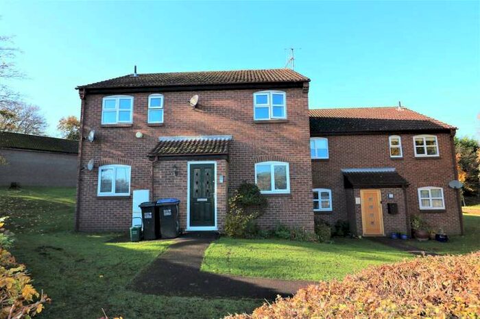 2 Bedroom Maisonette Flat To Rent In Parkside Welwyn, AL6