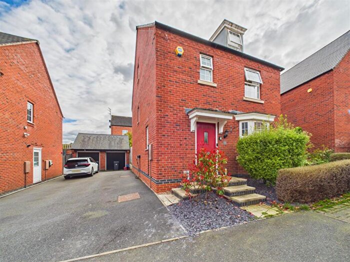 4 Bedroom Detached House For Sale In Bentley Road, Castle Donington, Derby, DE74