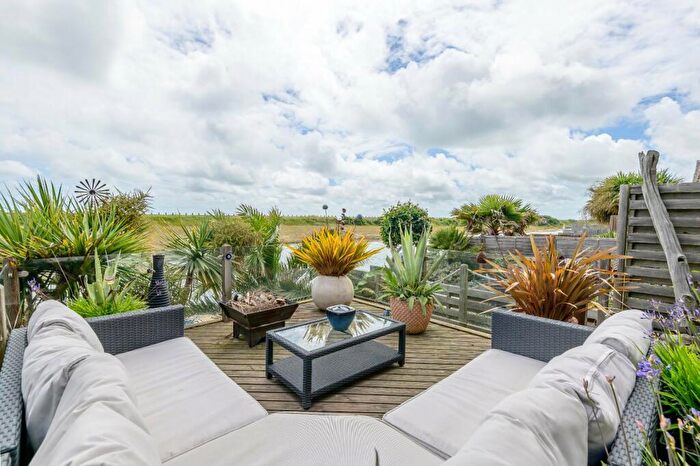 3 Bedroom End Of Terrace House For Sale In Brighton Road, Lancing, West Sussex, BN15