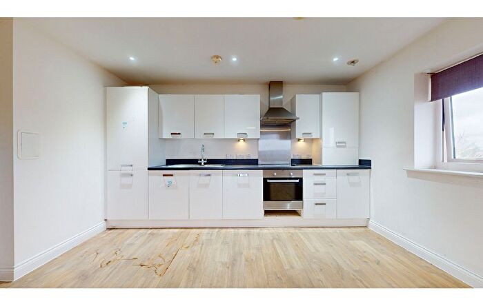 2 Bedroom Flat To Rent In Stafford Avenue, Hornchurch, RM11