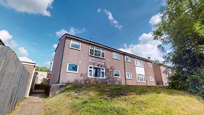 2 Bedroom Maisonette For Sale In West View, Taffs Well, CF15