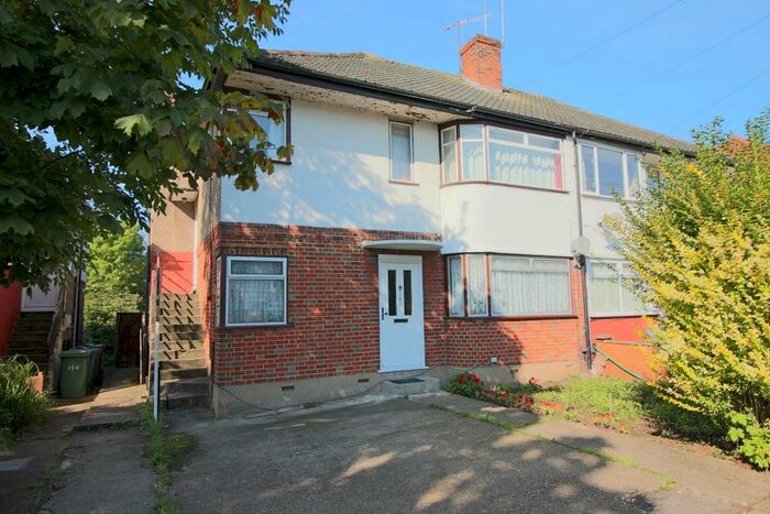 2 Bedroom Maisonette To Rent In Shaftesbury Avenue, South Harrow, Harrow, HA2