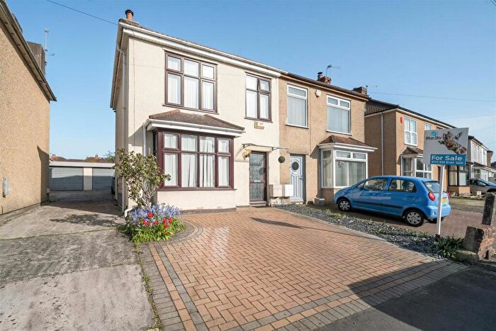 3 Bedroom Semi Detached House For Sale In Charlton Road, Kingswood, Bristol, BS15