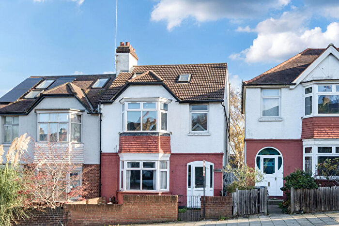 5 Bedroom Semi Detached House For Sale In Vicars Hill, London, SE13