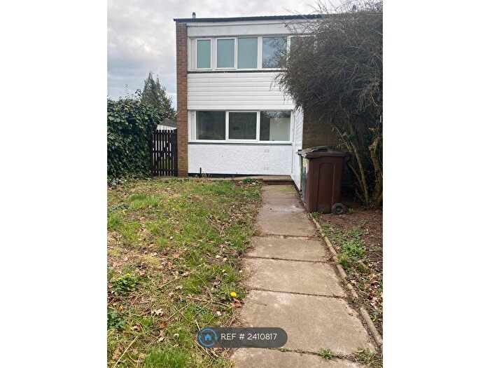 3 Bedroom Terraced House To Rent In Shetland Walk, Birmingham, B36