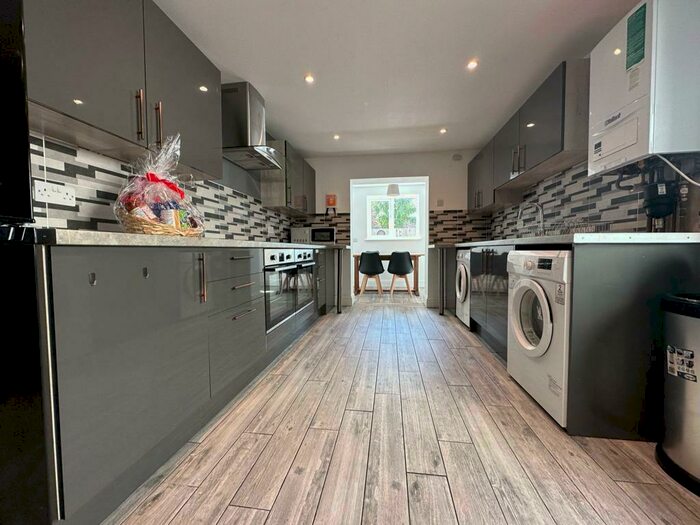 7 Bedroom House To Rent In Brand New Refurbishment Francis Avenue, Southsea, PO4