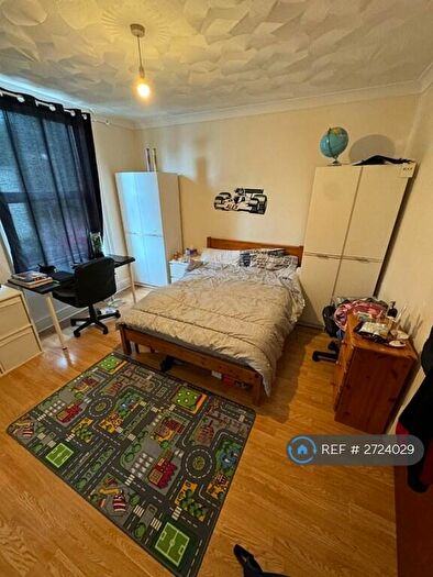 2 Bedroom Flat To Rent In Alma Road, Southampton, SO14