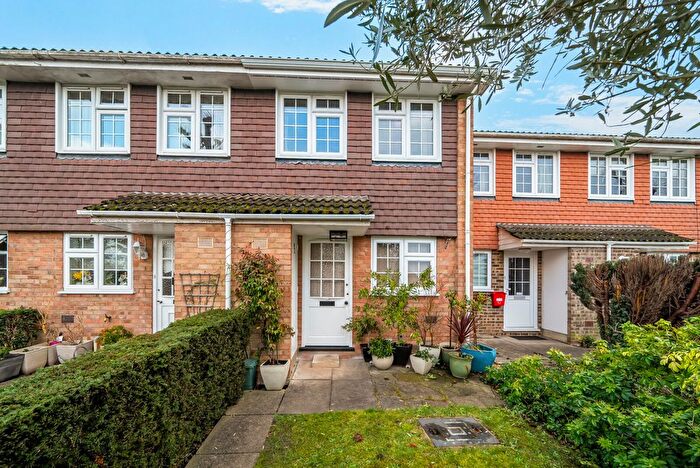 2 Bedroom Terraced House For Sale In Hillcrest, Weybridge, KT13
