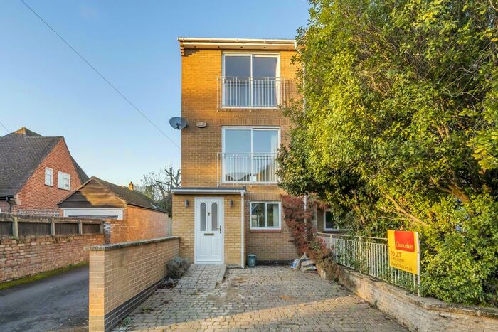 4 Bedroom Town House To Rent In Hernes Road, Oxford, OX2