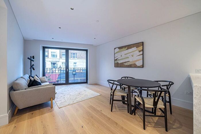 2 Bedroom Flat For Sale In Nutford Place, Marylebone, London, W1H