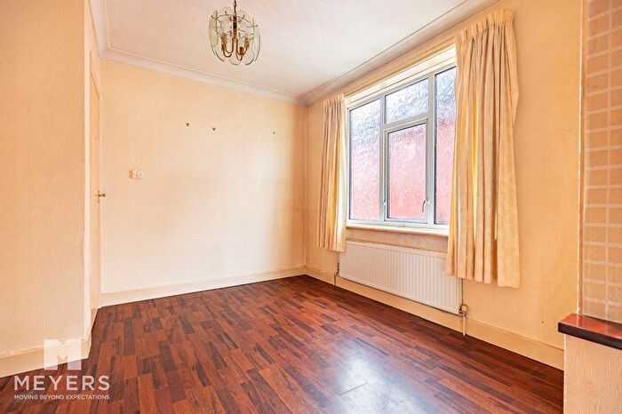 2 Bedroom Detached Bungalow For Sale In Brockley Road, Bournemouth, BH10