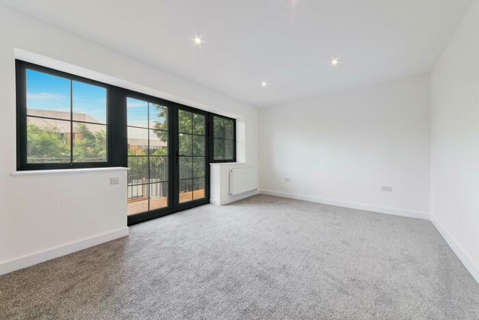 2 Bedroom House To Rent In **New Build**Stafford Road, Croydon, CR0