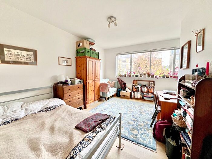 Studio To Rent In Haverstock Hill, Belsize Park, NW3