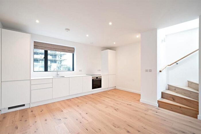 4 Bedroom Town House To Rent In Solar Avenue, Climate Innovation District, LS9