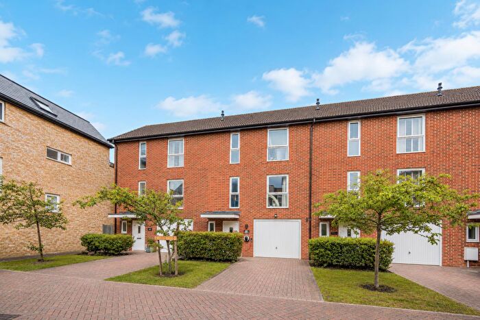 3 Bedroom Terraced House For Sale In Brunel Way, Bedhampton, PO9