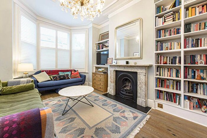 4 Bedroom House For Sale In Honiton Road, Queen's Park, London, NW6