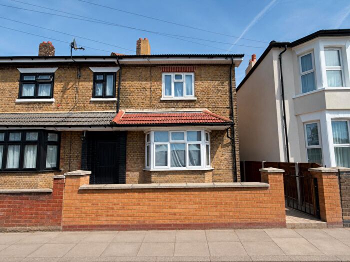 4 Bedroom Semi-Detached House For Sale In St. Antonys Road, London, E7