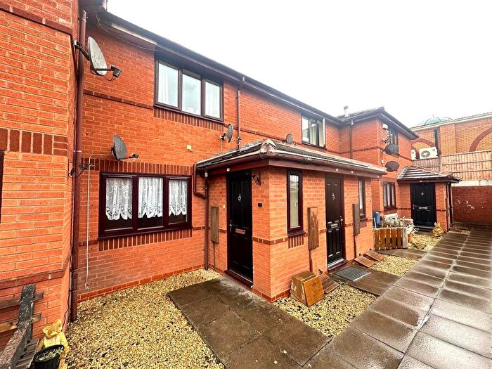 1 Bedroom Flat To Rent In Morvale Gardens, Stourbridge, DY9