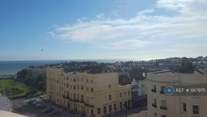 2 Bedroom Flat To Rent In Brunswick Place, Hove, BN3
