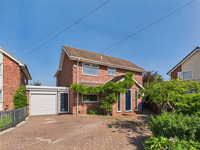 4 Bedroom Detached House For Sale In Arras Drive, Cottingham, HU16