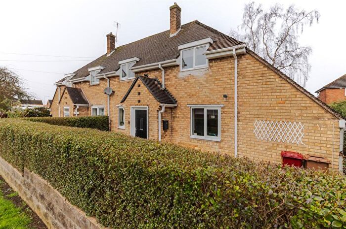 3 Bedroom Semi Detached House For Sale In Angerstein Road, Scunthorpe, DN17