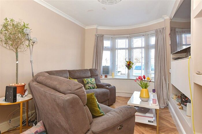 3 Bedroom Terraced House For Sale In Montrose Avenue, Welling, Kent, DA16