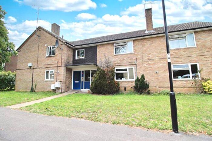 2 Bedroom Flat For Sale In Macarthur Crescent, Southampton, SO18
