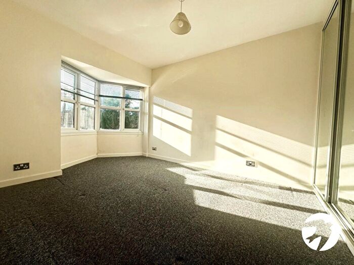 2 Bedroom Flat For Sale In Halley Gardens, Lewisham, London, SE13