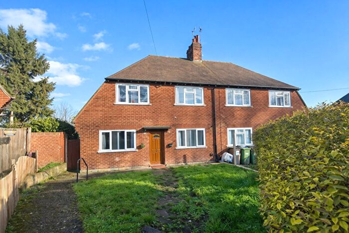 2 Bedroom Maisonette For Sale In Sibthorpe Road, London, SE12