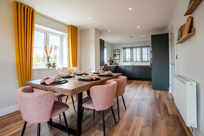 4 Bedroom Detached House For Sale In Tillet Way, Norwich, Norfolk, NR13